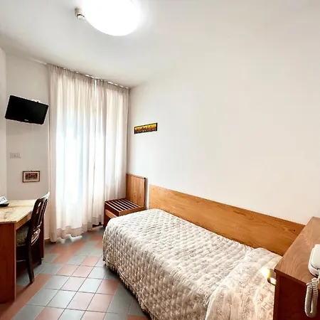 Piccolo Etruria 2* Siena