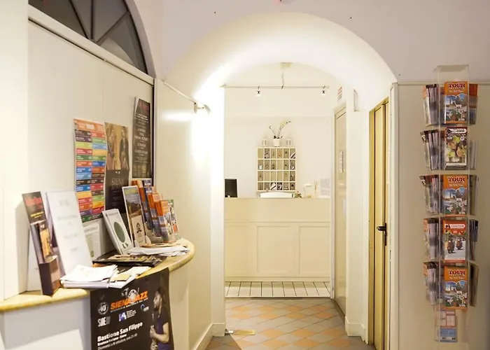 Hotel Piccolo Etruria 2*