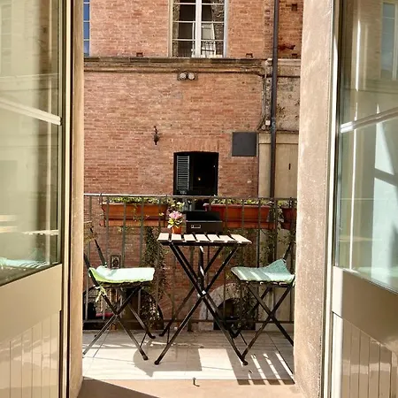 Piccolo Etruria سيينا